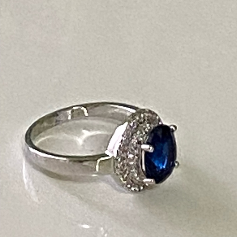 Double halo sapphire crystal  925 ring